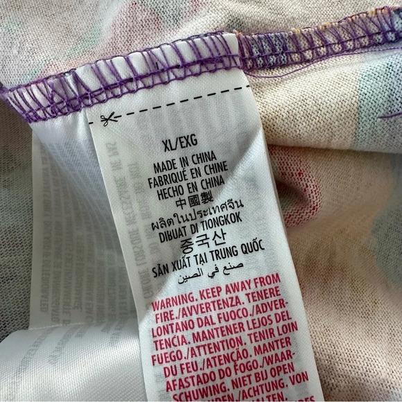 Disney Spirit Jersey Pet Dog Size XL Mickey Mouse Pride Shirt Rainbow Parade - Picture 4 of 4